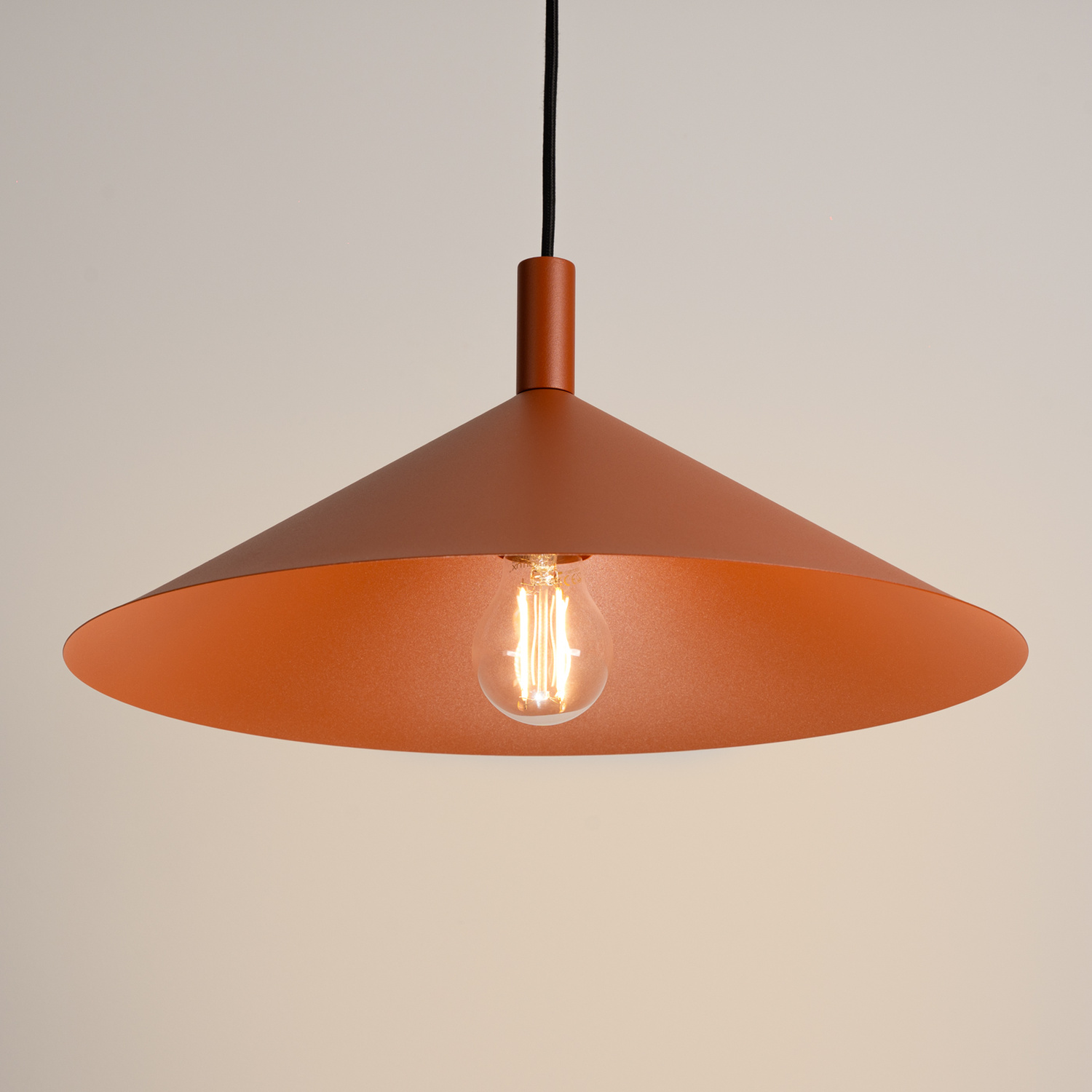 Lampa wisząca NOX 40 ochra czerwona Lampa wisząca NOX 40 ochra czerwona
