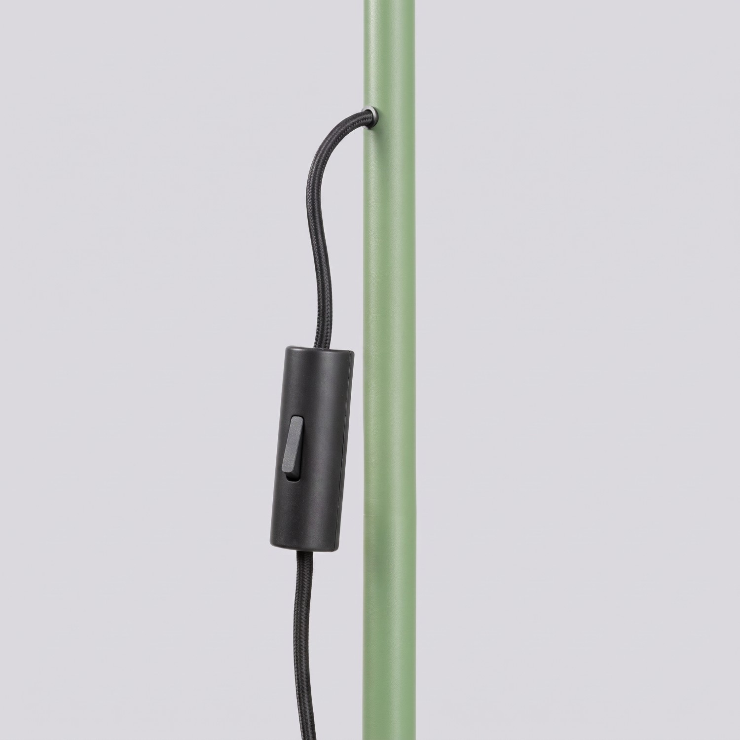 Lampa podłogowa NOX szałwiowa Lampa podłogowa NOX szałwiowa